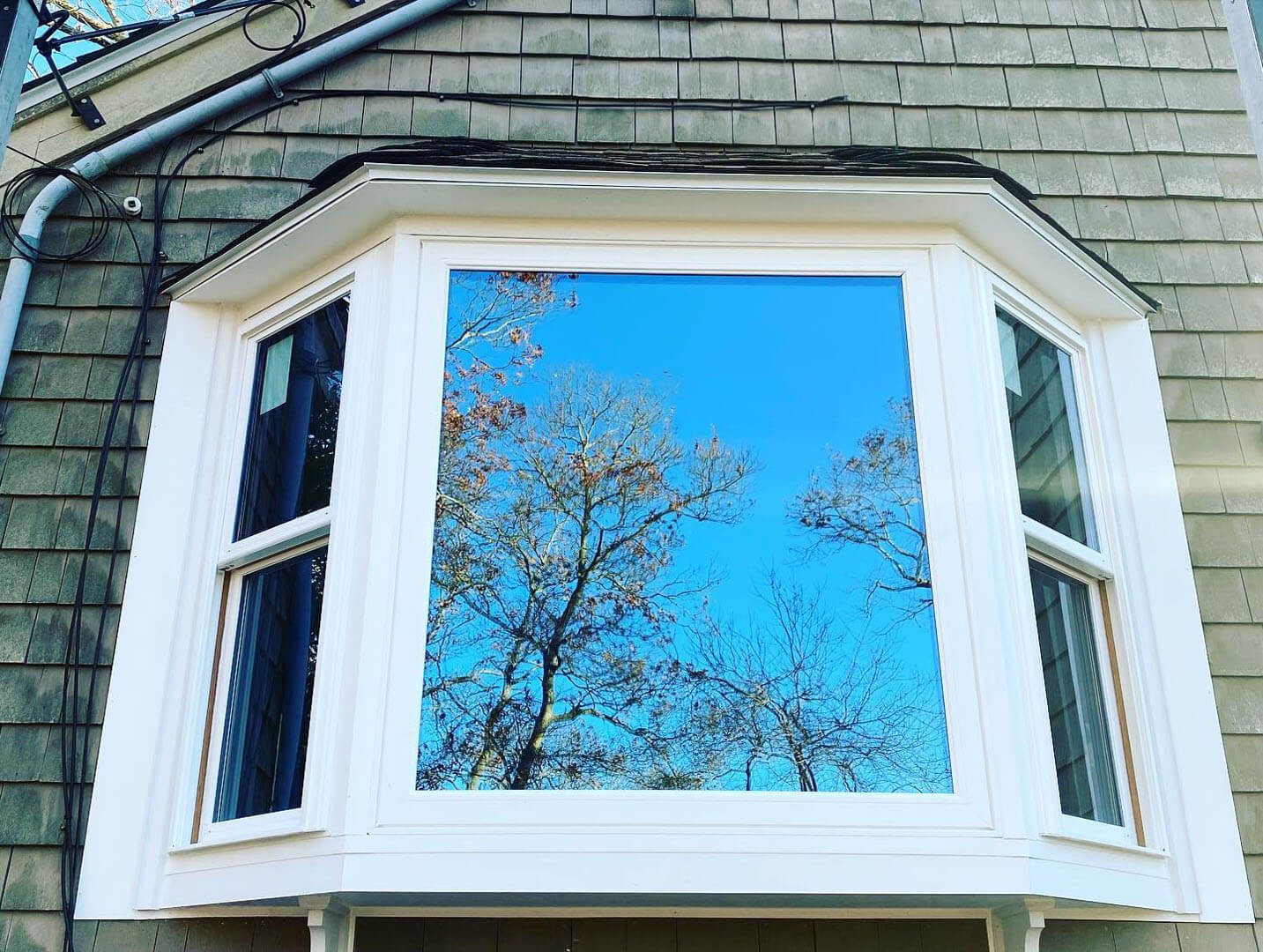Exterior view of a SoftLite bay replacement window